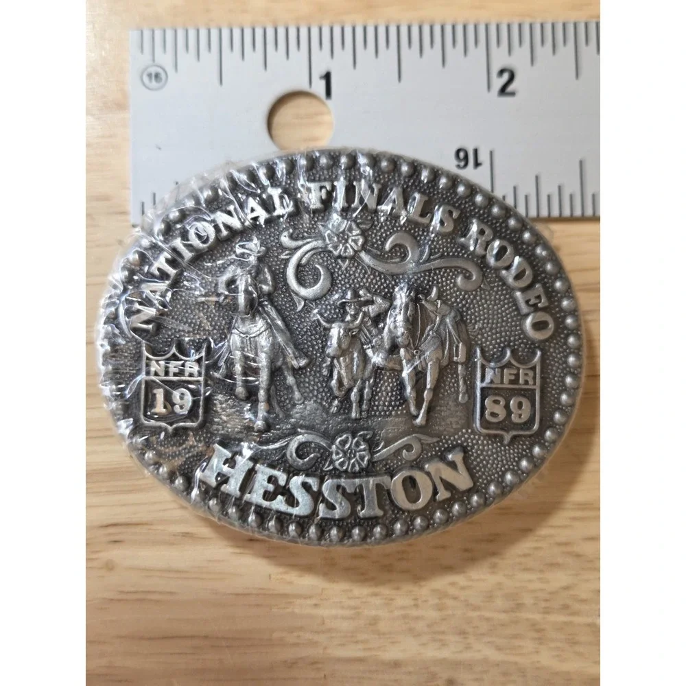 Hesston vintage 1989